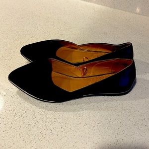 Women’s flat